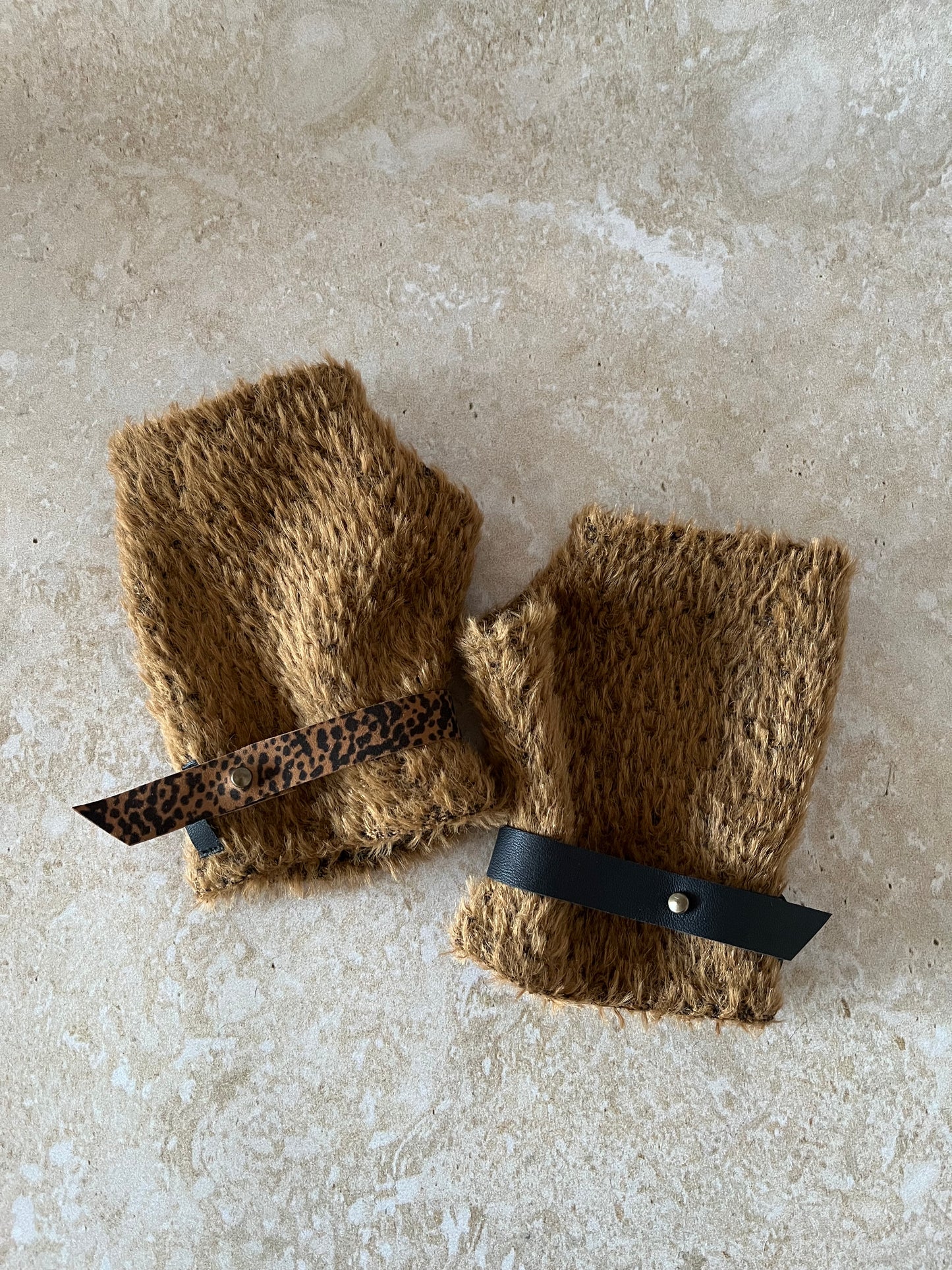 Kratke rukavice za odrasle - braon