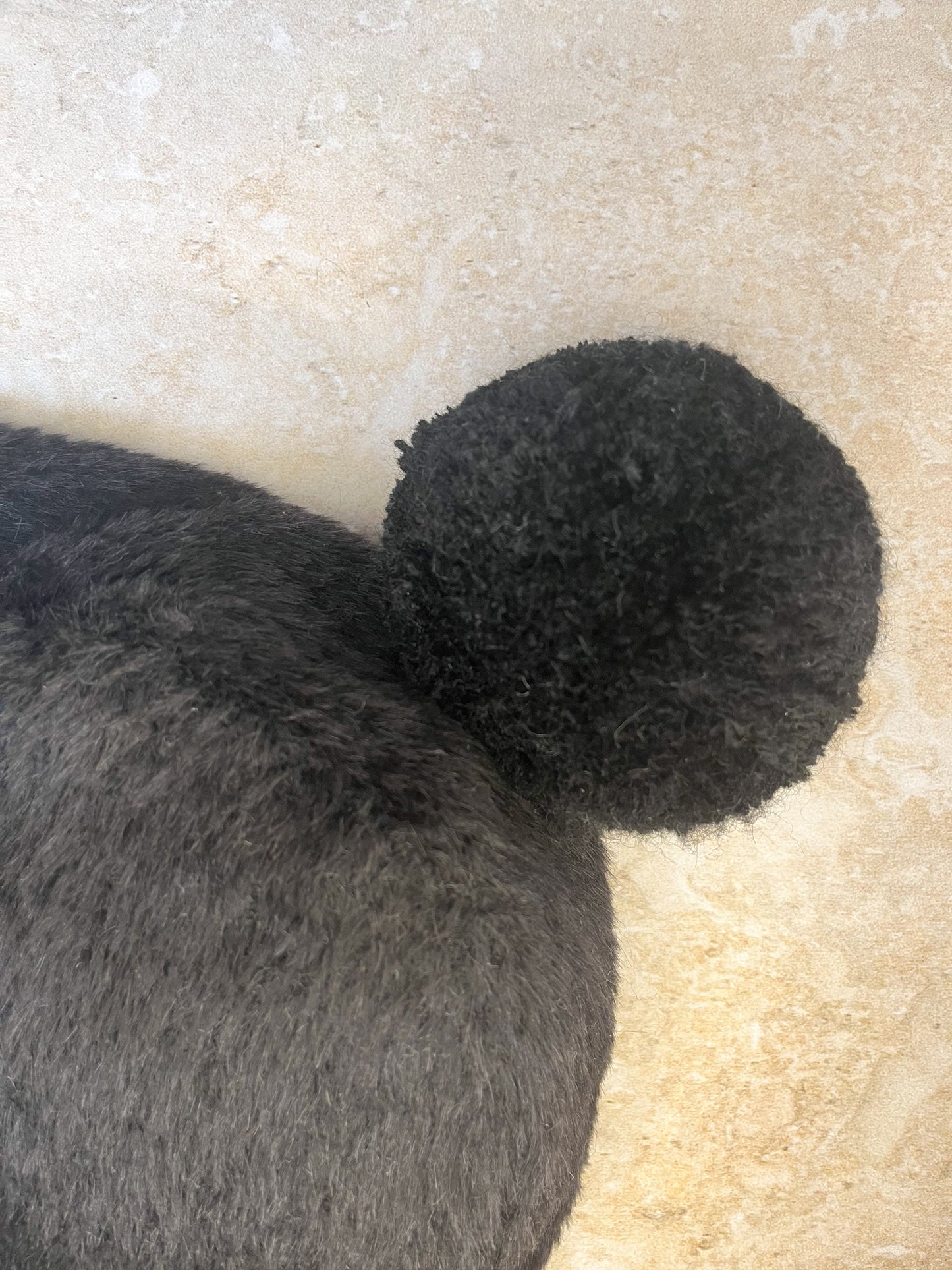 Komplet kapa i duge rukavice od crne alpake